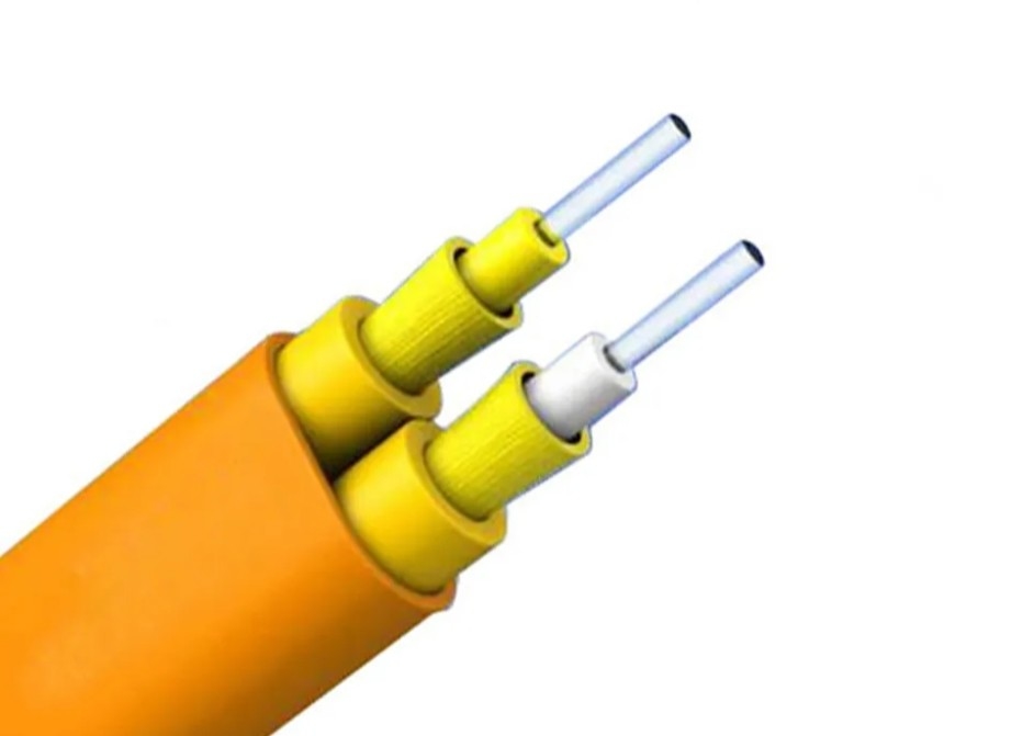 Kabel światłowodowy jednorzędowy/wielofunkcyjny w pomieszczeniach z włóknem optycznym z elementem wytrzymałości przędzy aramidowej i materiałem wewnętrznej osłony PVC/LSZH