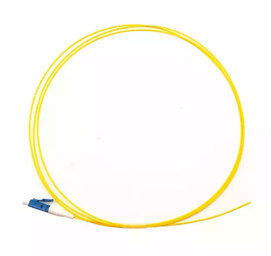 LC UPC APC jednomodowy 0,9 mm FTTH Pigtail światłowodowy PVC LSZH 1,5 m LC/szt.