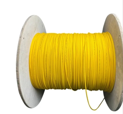 LSZH Wewnętrzna obudowa Materiał Kabel światłowodowy wewnętrzny do szybkiego przesyłania danych w konfiguracji 1-24 rdzeni